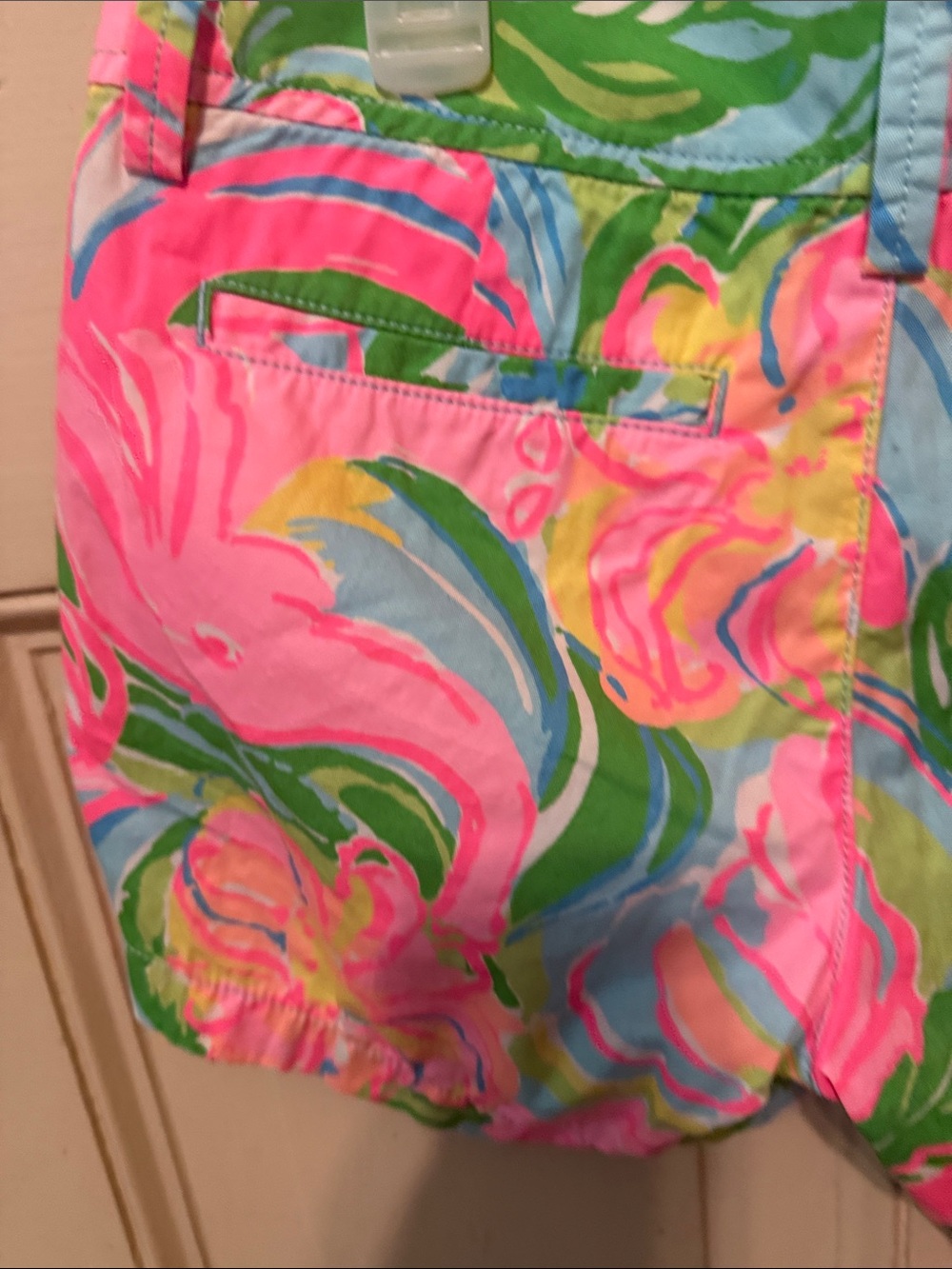 Lilly Pulitzer Pink Floral High-Waist Women’s Shorts - Picture 4 of 7